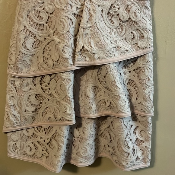 BCBGMAXAZRIA Lavender Sleeveless Lace Asymmetrical Layered Mini Dress 0 - Picture 10 of 16